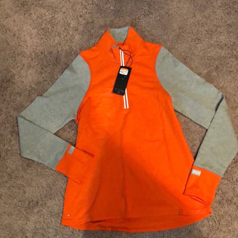 Antigua sports sweatshirt